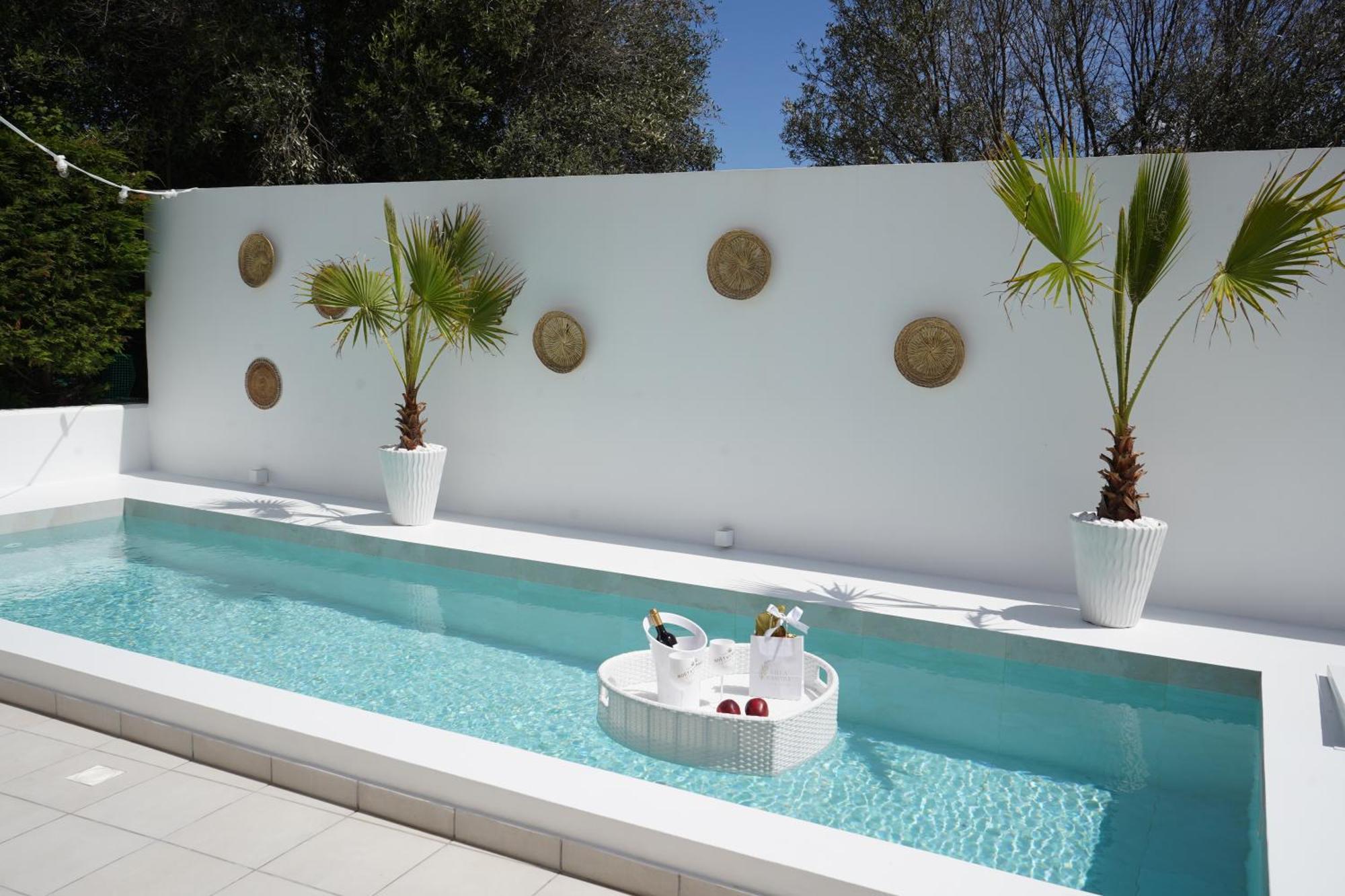 Villa Pastida - Private Pool & Jacuzzi & Central Place Екстериор снимка